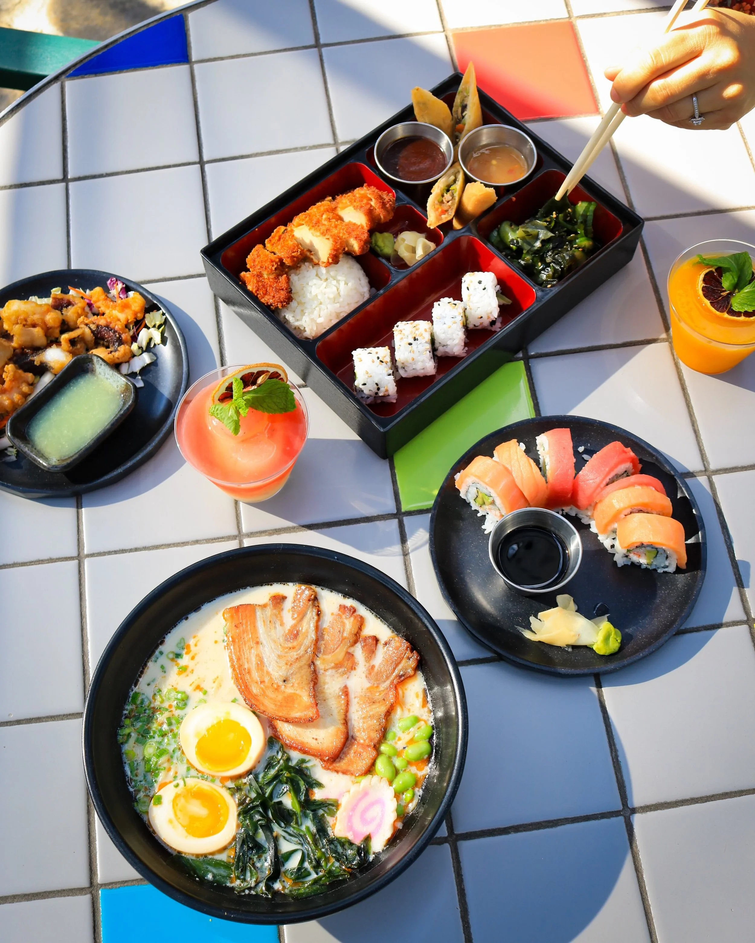 ステンドグラス　森の中のレストラン Jingu House | Japanese Food with a Mexican Twist | San Antonio Zoo